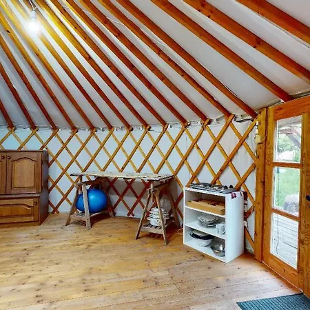 Jurta Na Krupinskej Planine אוהל מפואר Krupina